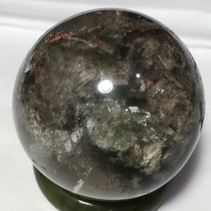 Garden quartz sphere